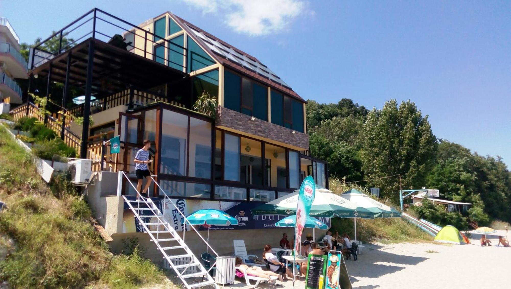 Hemingway Rooms In Happy Beach Varna ภายนอก รูปภาพ