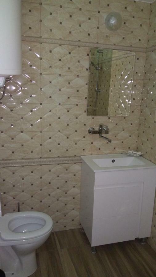 Hemingway Rooms In Happy Beach Varna ภายนอก รูปภาพ